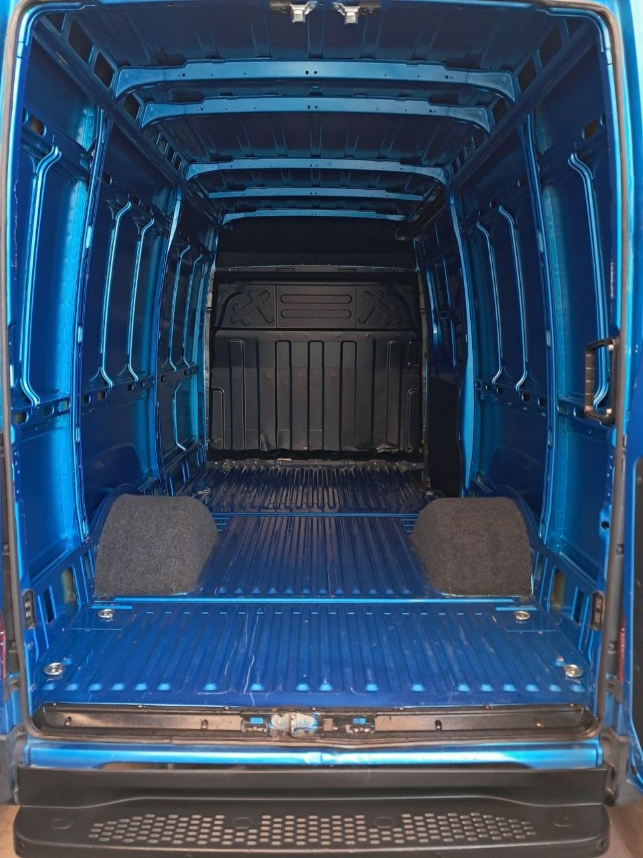 Iveco Daily Usada Financiado en Mendoza, deRuedas