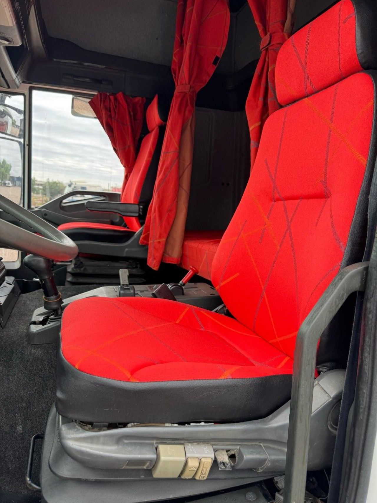 Iveco Stralis Usado en Mendoza, deRuedas
