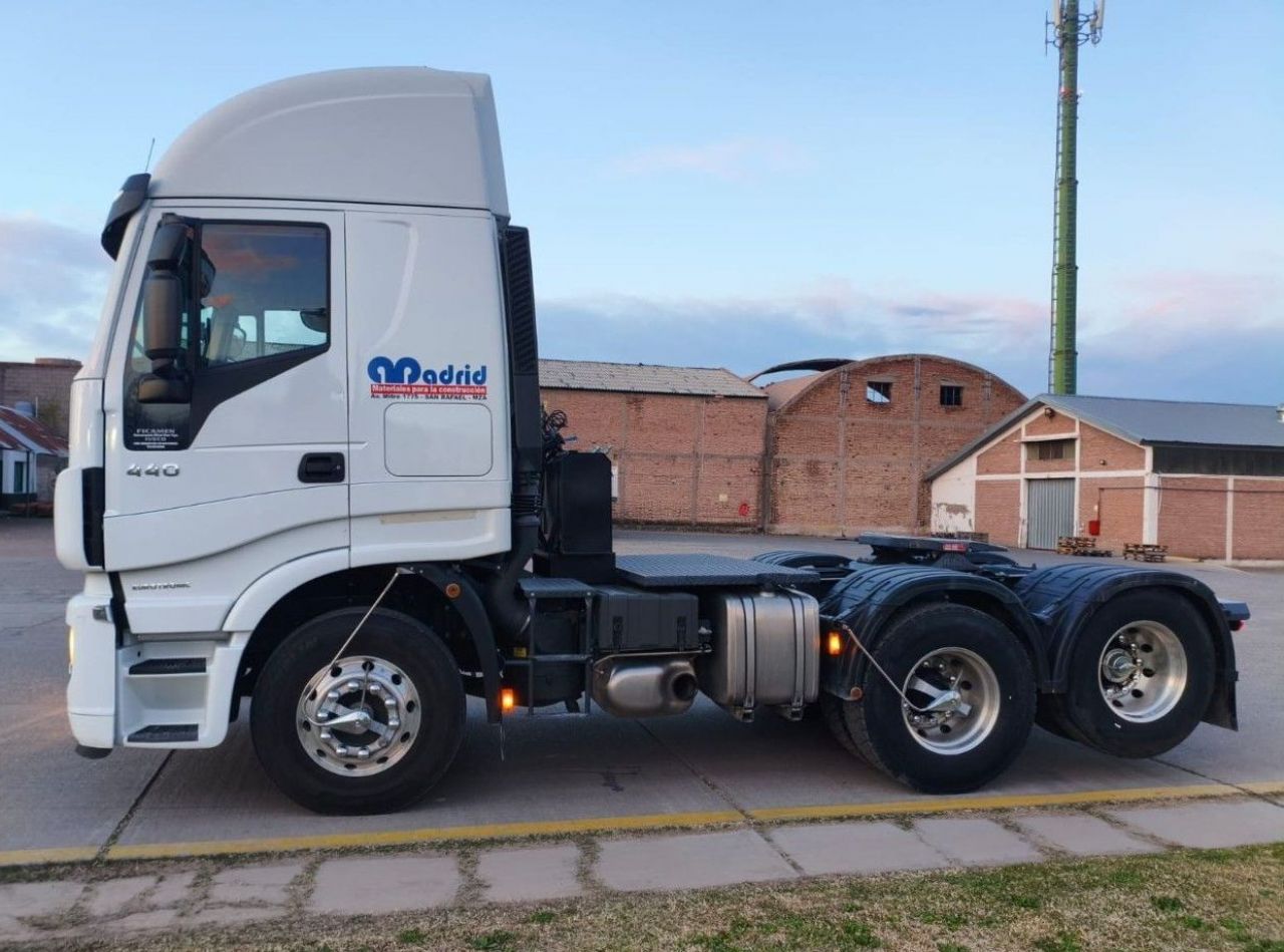 Iveco Stralis Usado en Mendoza, deRuedas