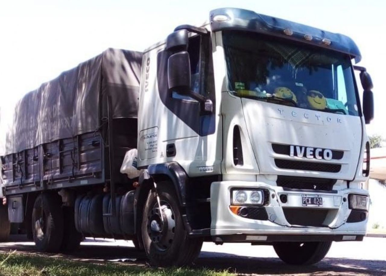 Iveco Tector Usado en Santa Fe, deRuedas