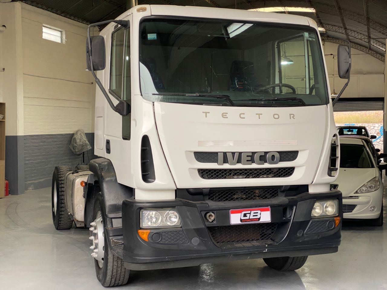 Iveco Tector Usado en Mendoza, deRuedas
