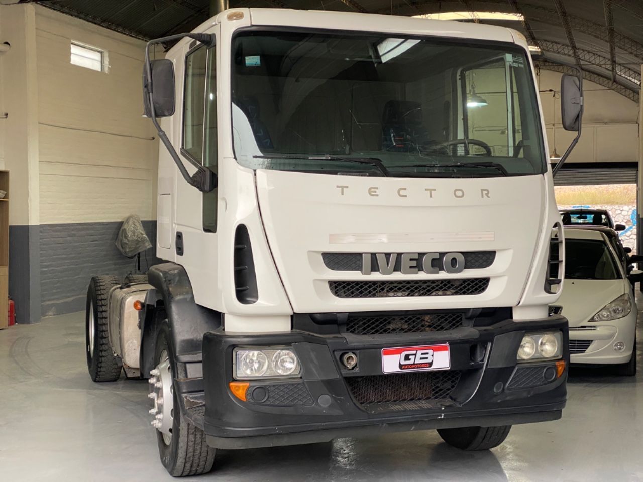 Iveco Tector Usado en Mendoza, deRuedas