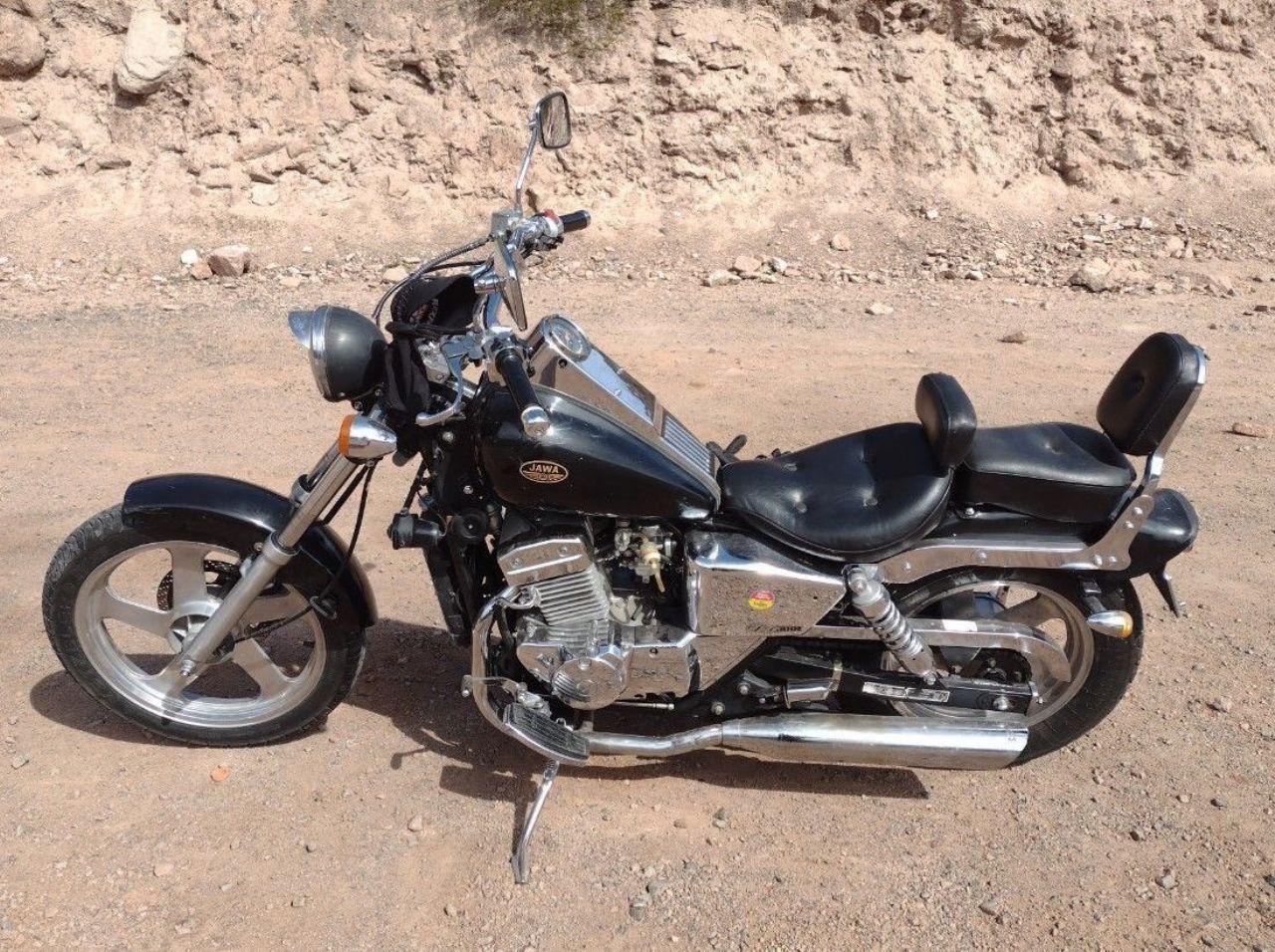 Jawa 300-9 Usada en Mendoza, deRuedas