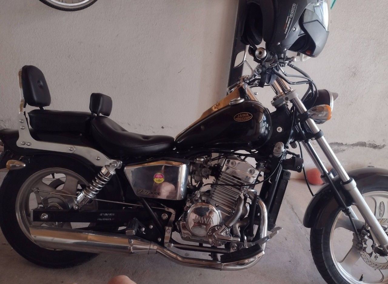 Jawa 300-9 Usada en Mendoza, deRuedas