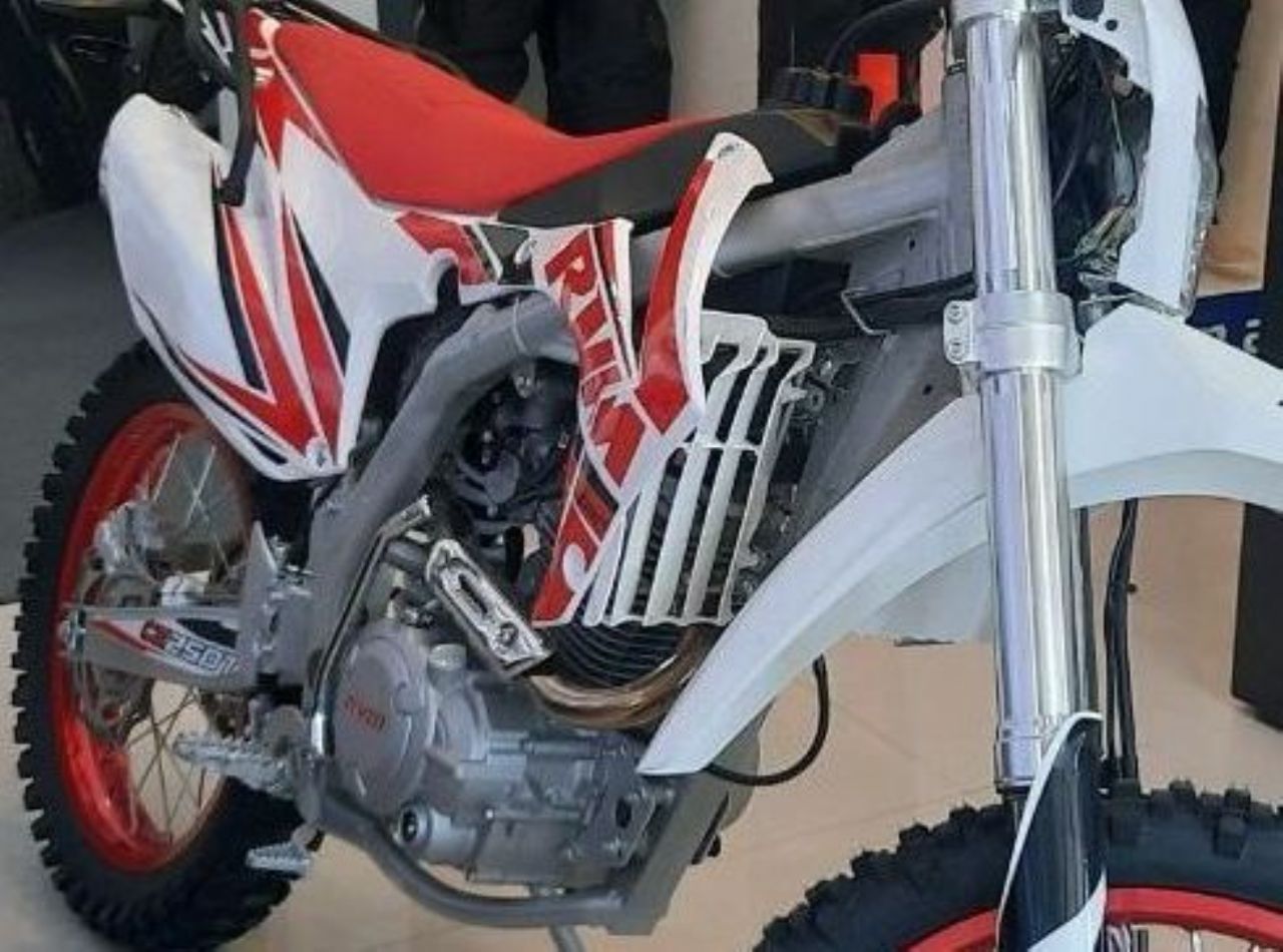 Jawa RVM Nueva en San Luis, deRuedas