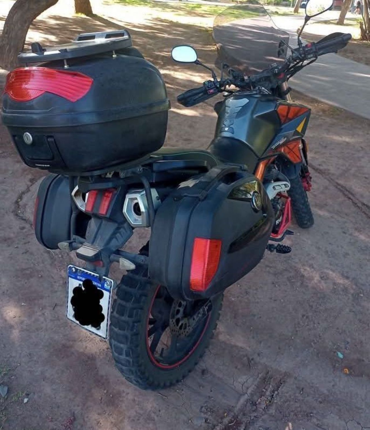 Jawa Tekken Usada en Mendoza, deRuedas