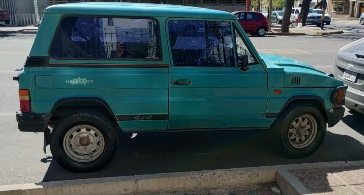 Jeep Aro Usado en Mendoza, deRuedas