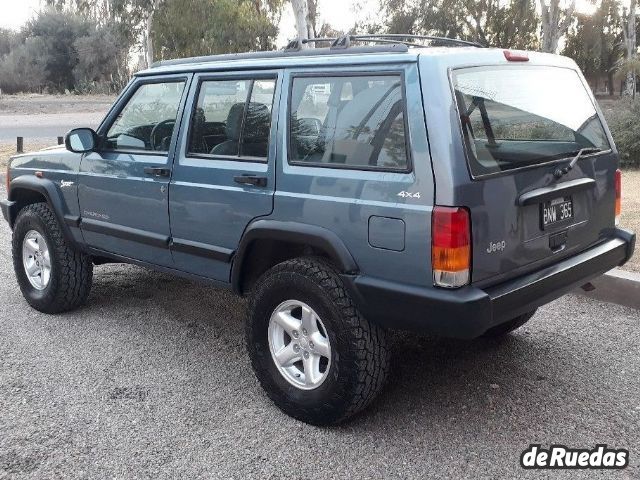 Jeep Cherokee Usado en Mendoza, deRuedas
