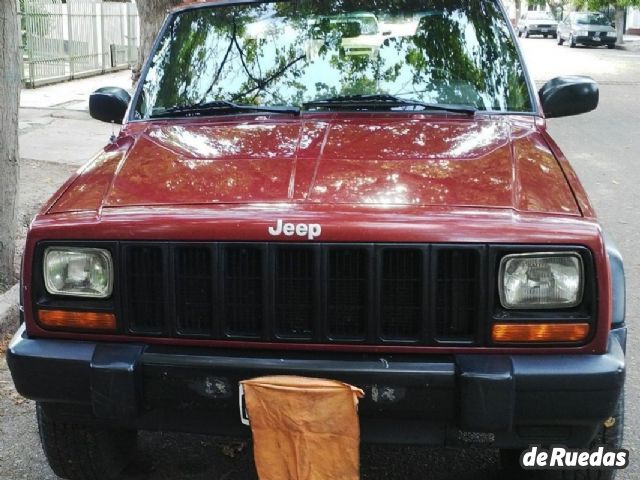 Jeep Cherokee Usado en Mendoza, deRuedas
