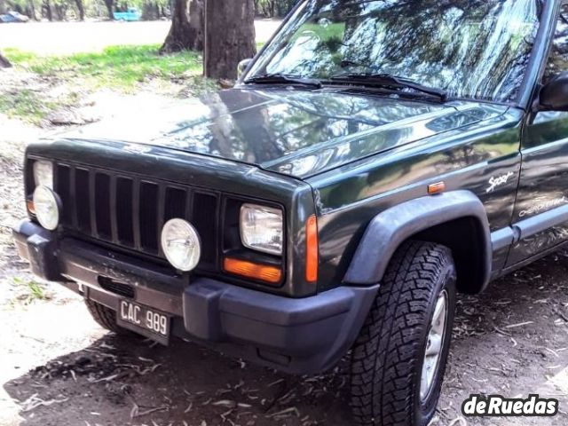 Jeep Cherokee Usado en Mendoza, deRuedas