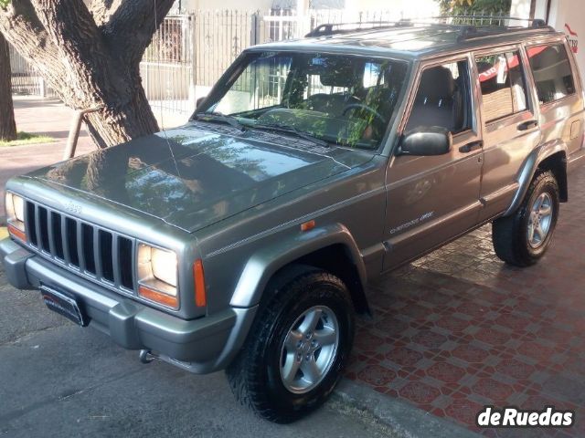 Jeep Cherokee Usado en Mendoza, deRuedas