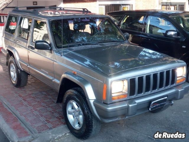 Jeep Cherokee Usado en Mendoza, deRuedas