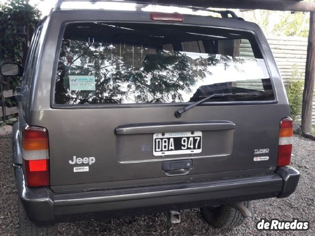 Jeep Cherokee Usado en Mendoza, deRuedas