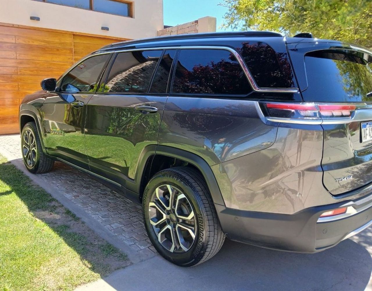 Jeep Commander Usado en Mendoza, deRuedas