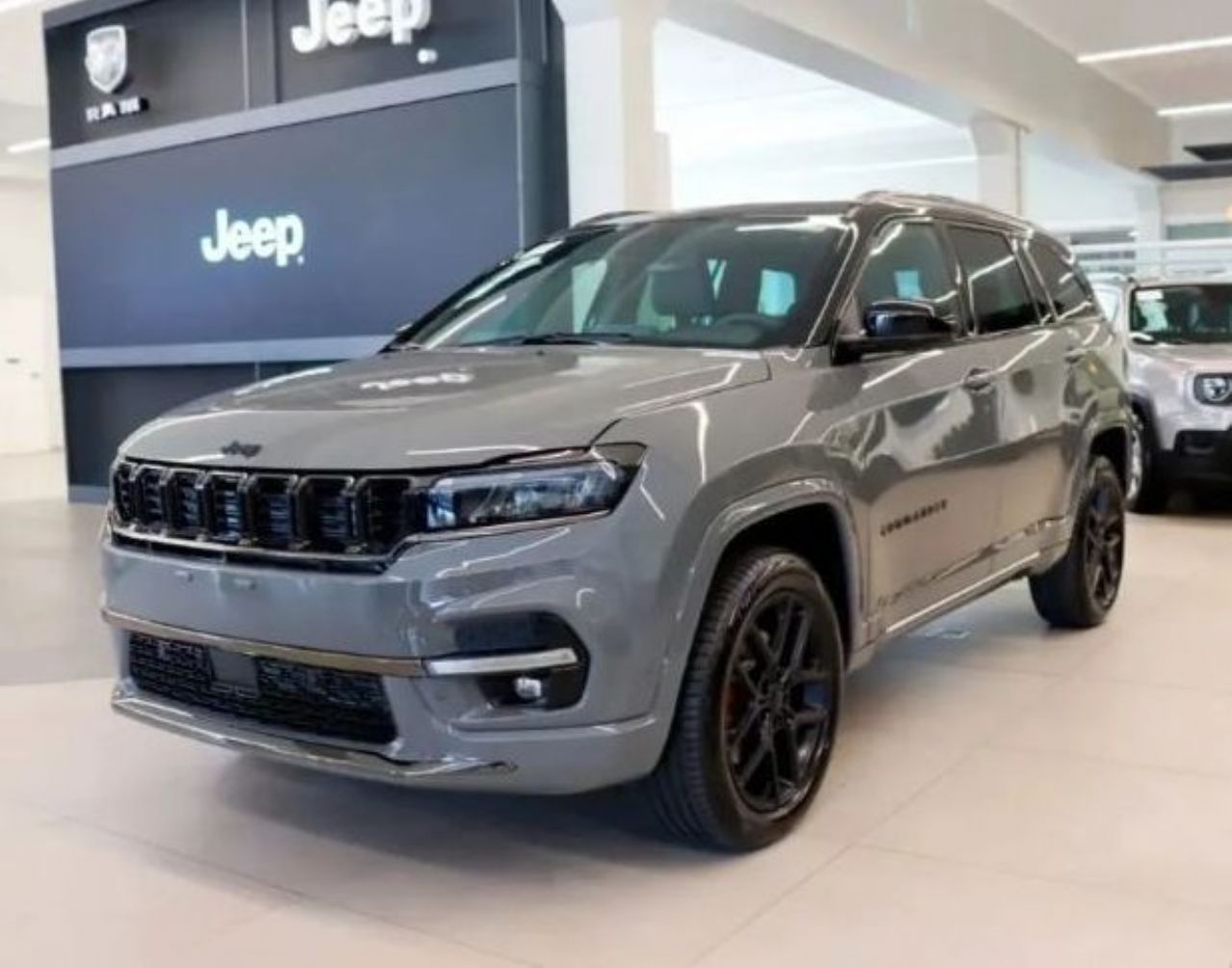 Jeep Commander Nuevo en Córdoba, deRuedas