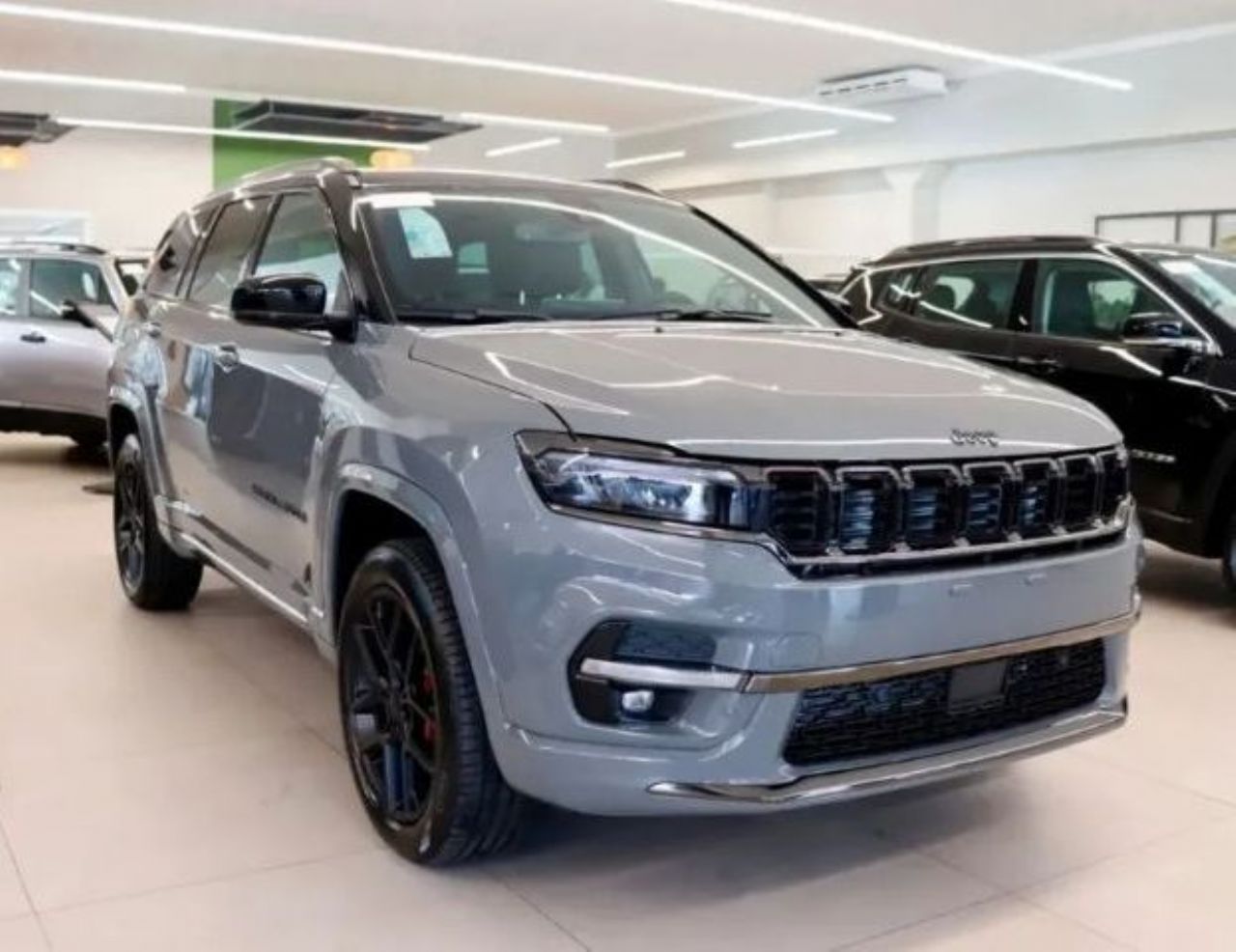 Jeep Commander Nuevo en Córdoba, deRuedas