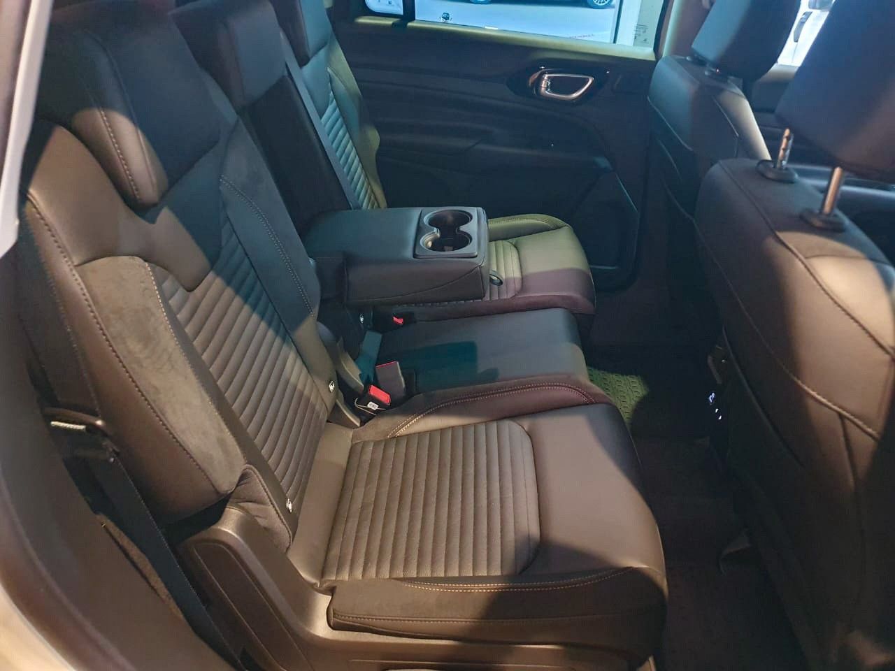 Jeep Commander Nuevo en Mendoza, deRuedas