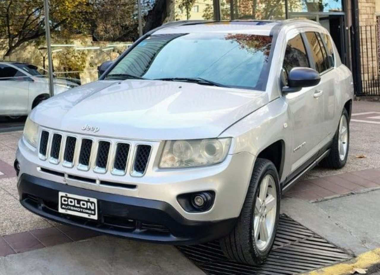 Jeep Compass Usado Financiado en Mendoza, deRuedas
