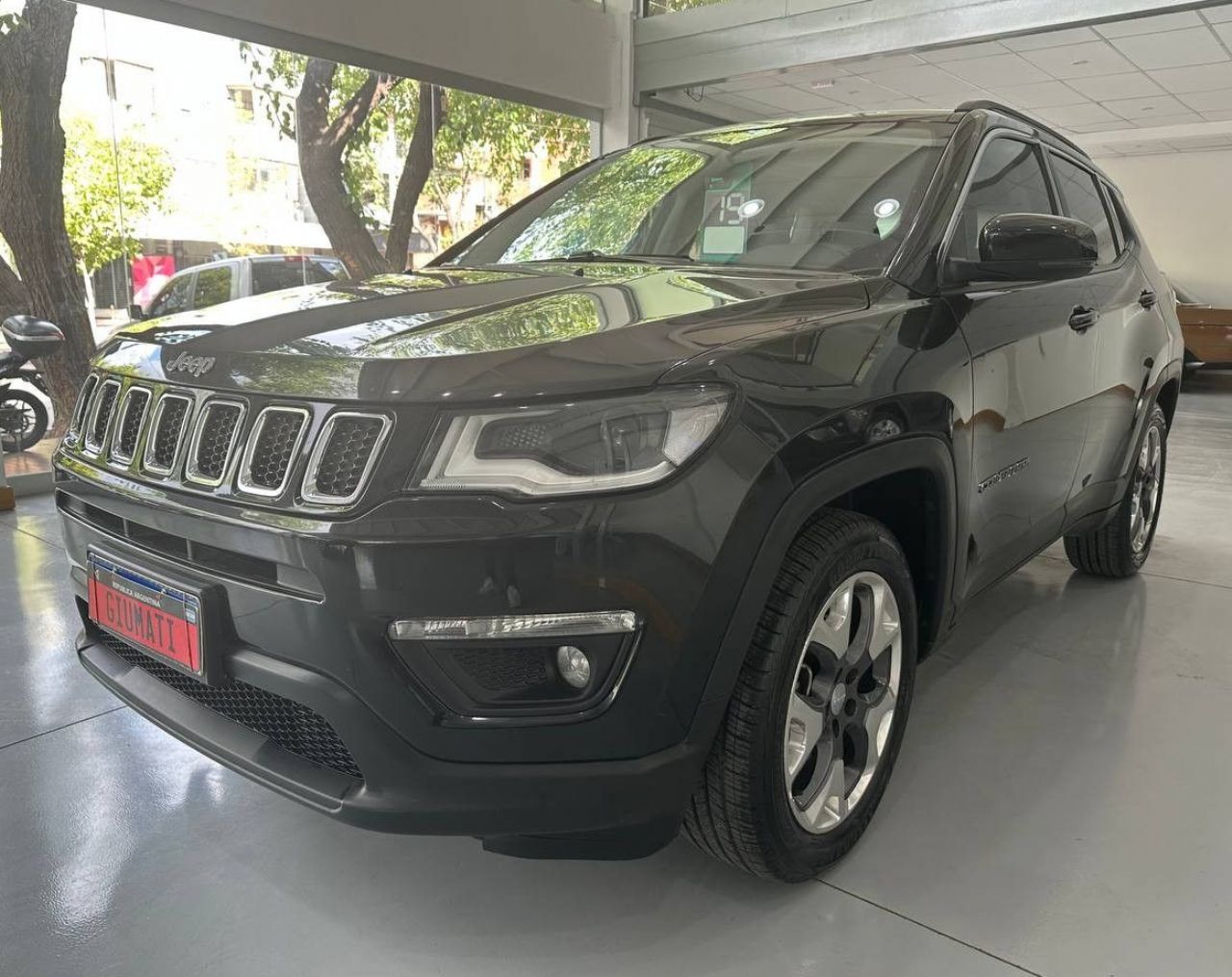 Jeep Compass Usado Financiado en Mendoza, deRuedas