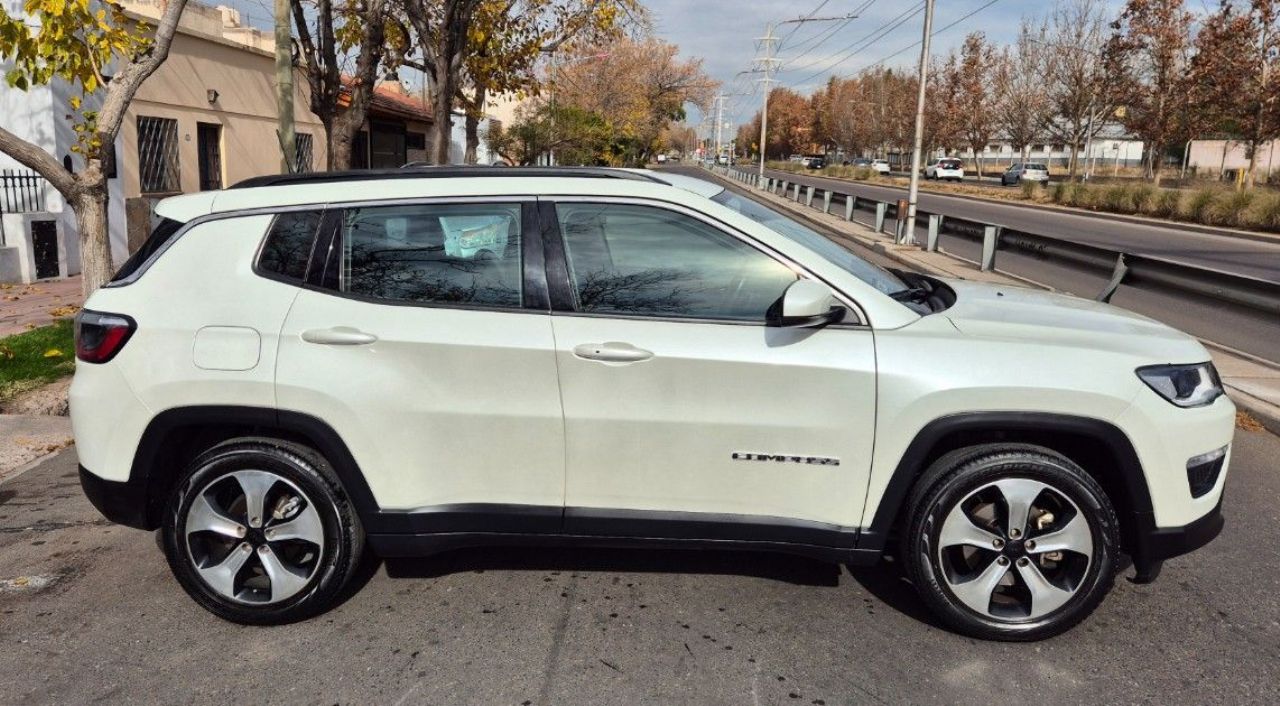 Jeep Compass Usado Financiado en Mendoza, deRuedas