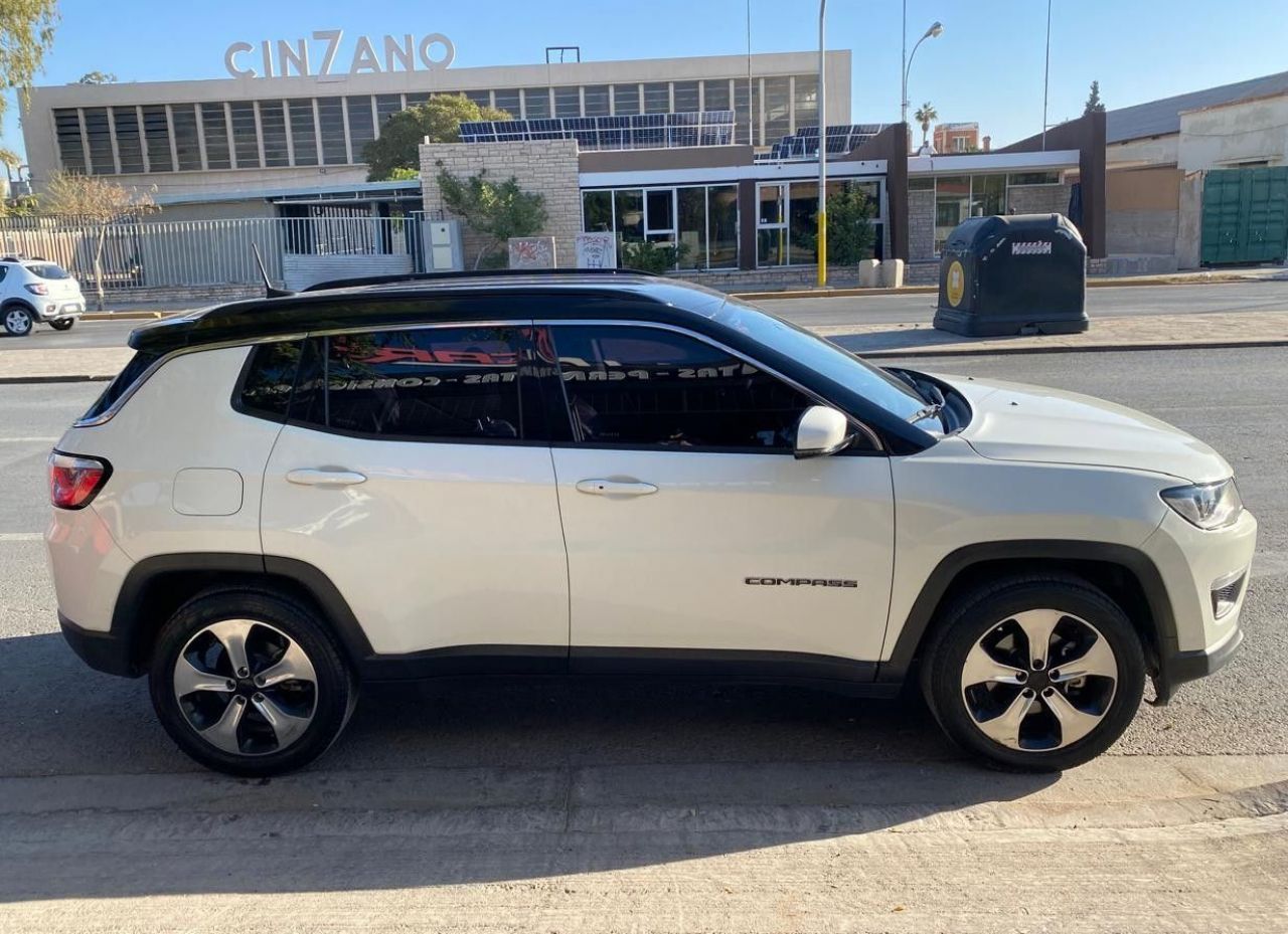 Jeep Compass Usado Financiado en San Juan, deRuedas