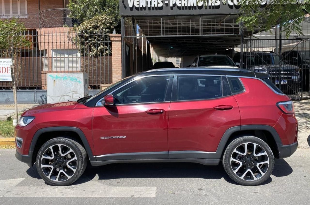 Jeep Compass Usado Financiado en San Juan, deRuedas