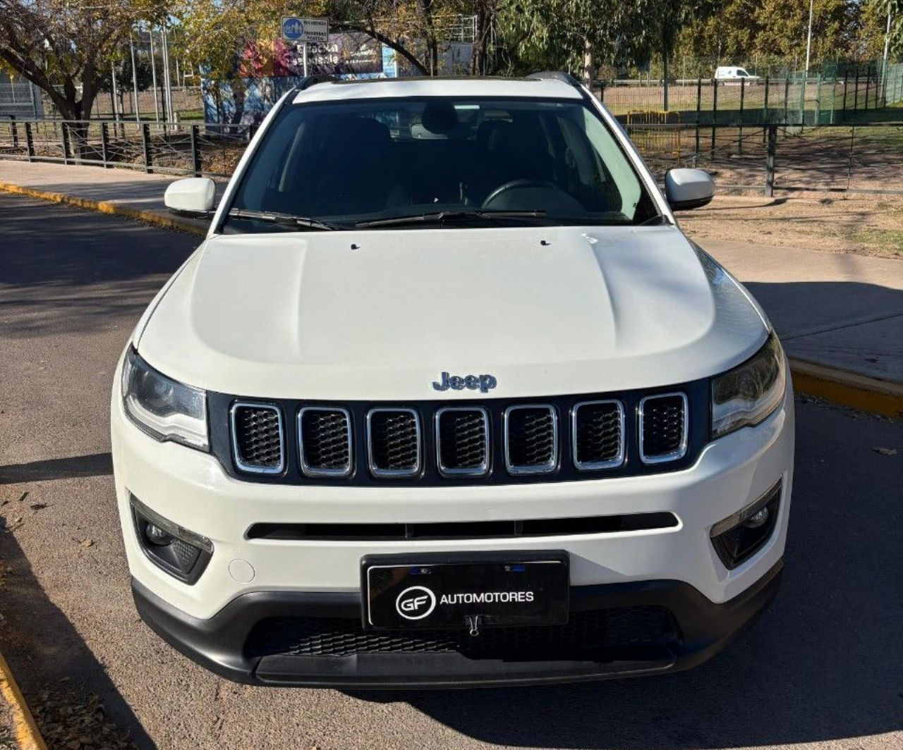 Jeep Compass Usado Financiado en Mendoza, deRuedas