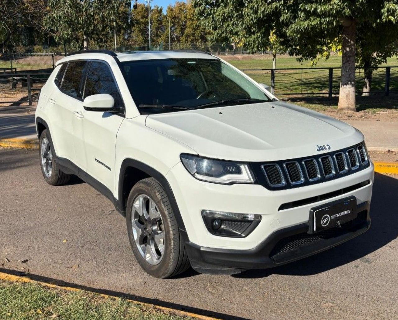 Jeep Compass Usado Financiado en Mendoza, deRuedas
