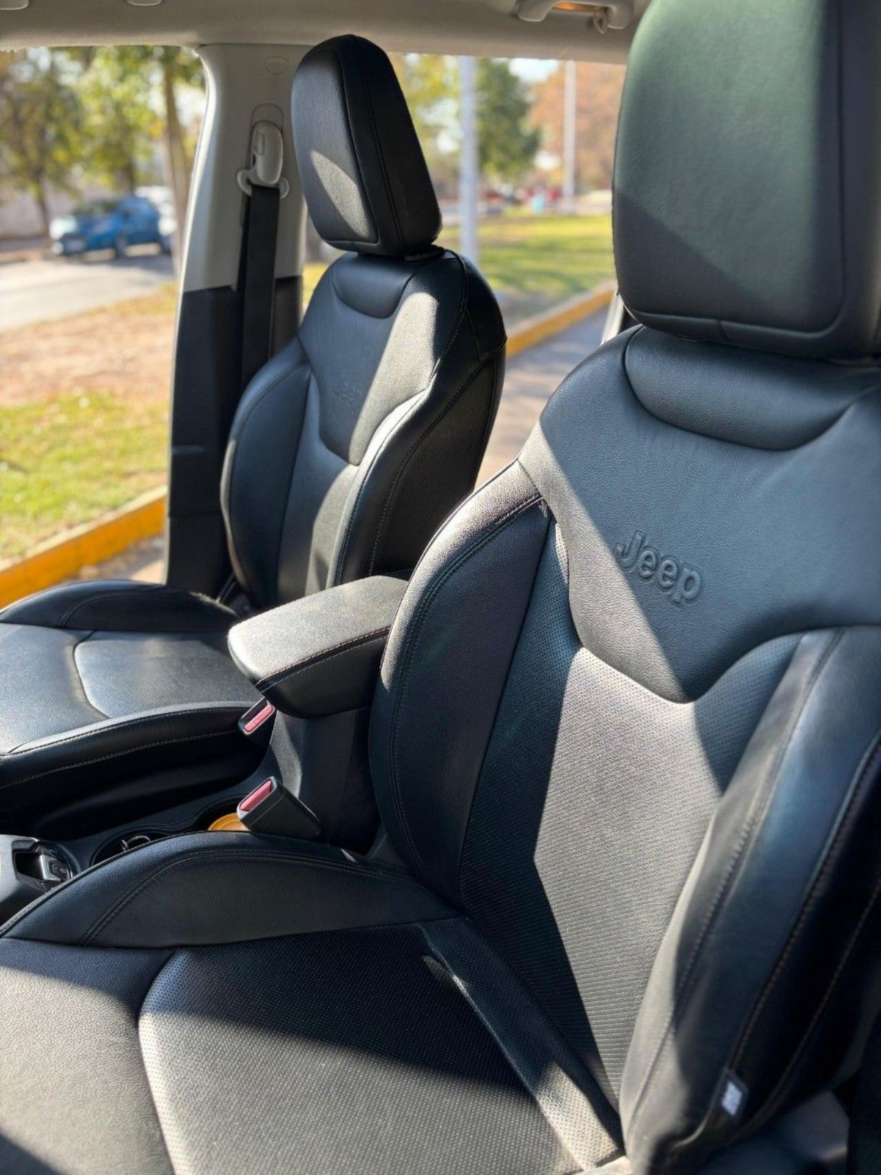 Jeep Compass Usado Financiado en Mendoza, deRuedas