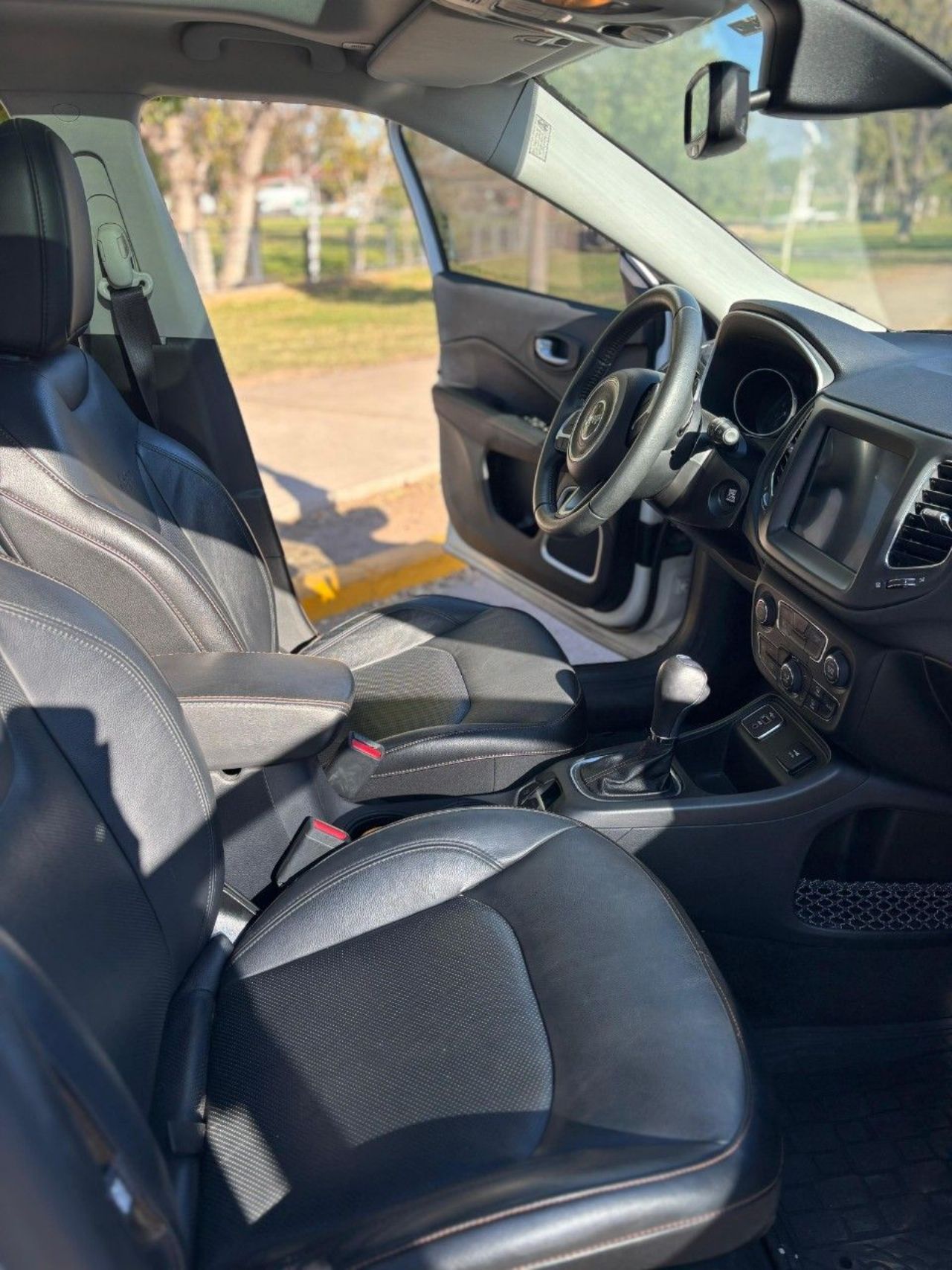 Jeep Compass Usado Financiado en Mendoza, deRuedas
