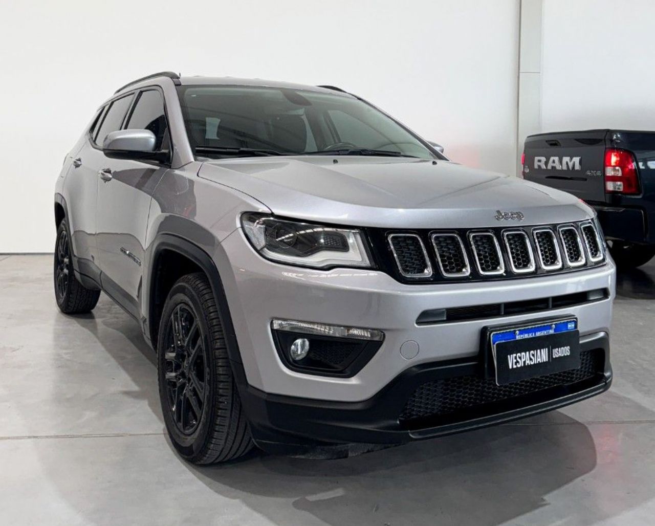 Jeep Compass Usado Financiado en Córdoba, deRuedas