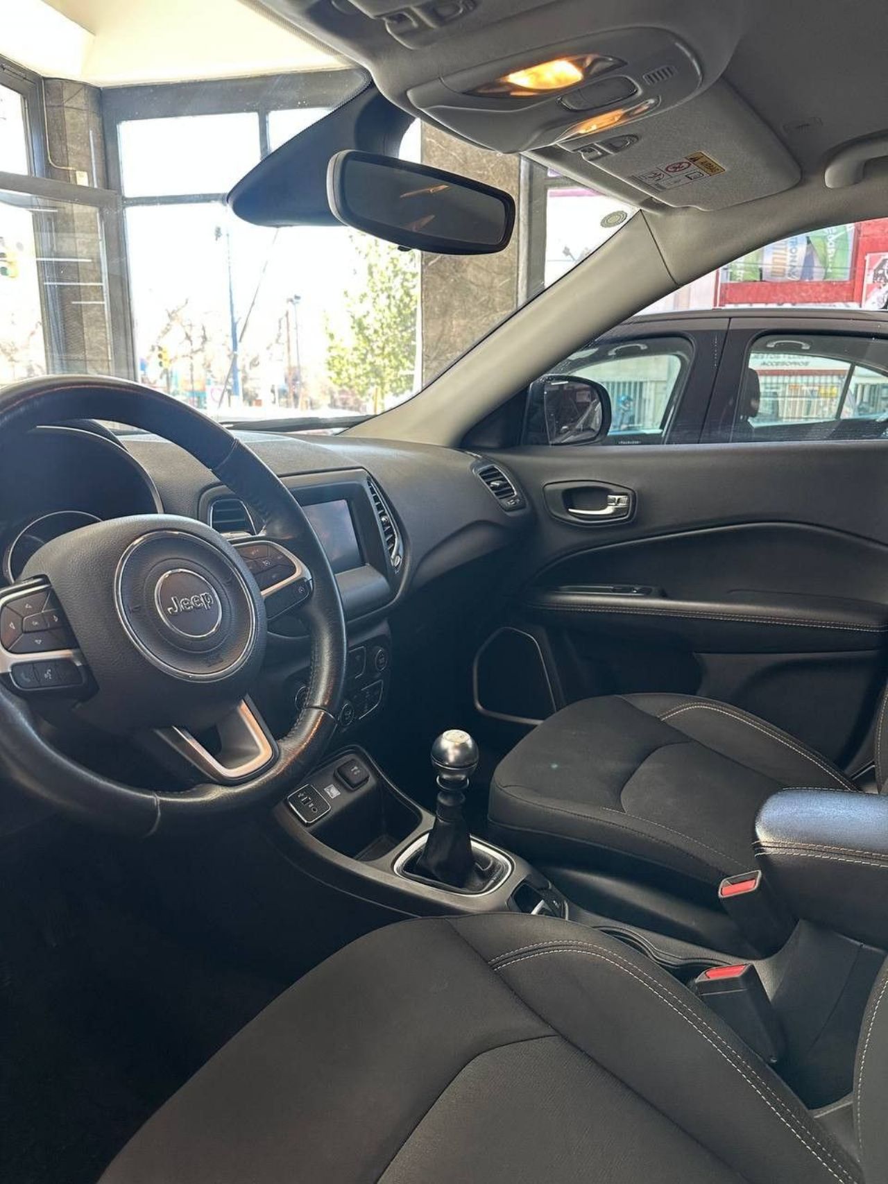 Jeep Compass Usado Financiado en Mendoza, deRuedas
