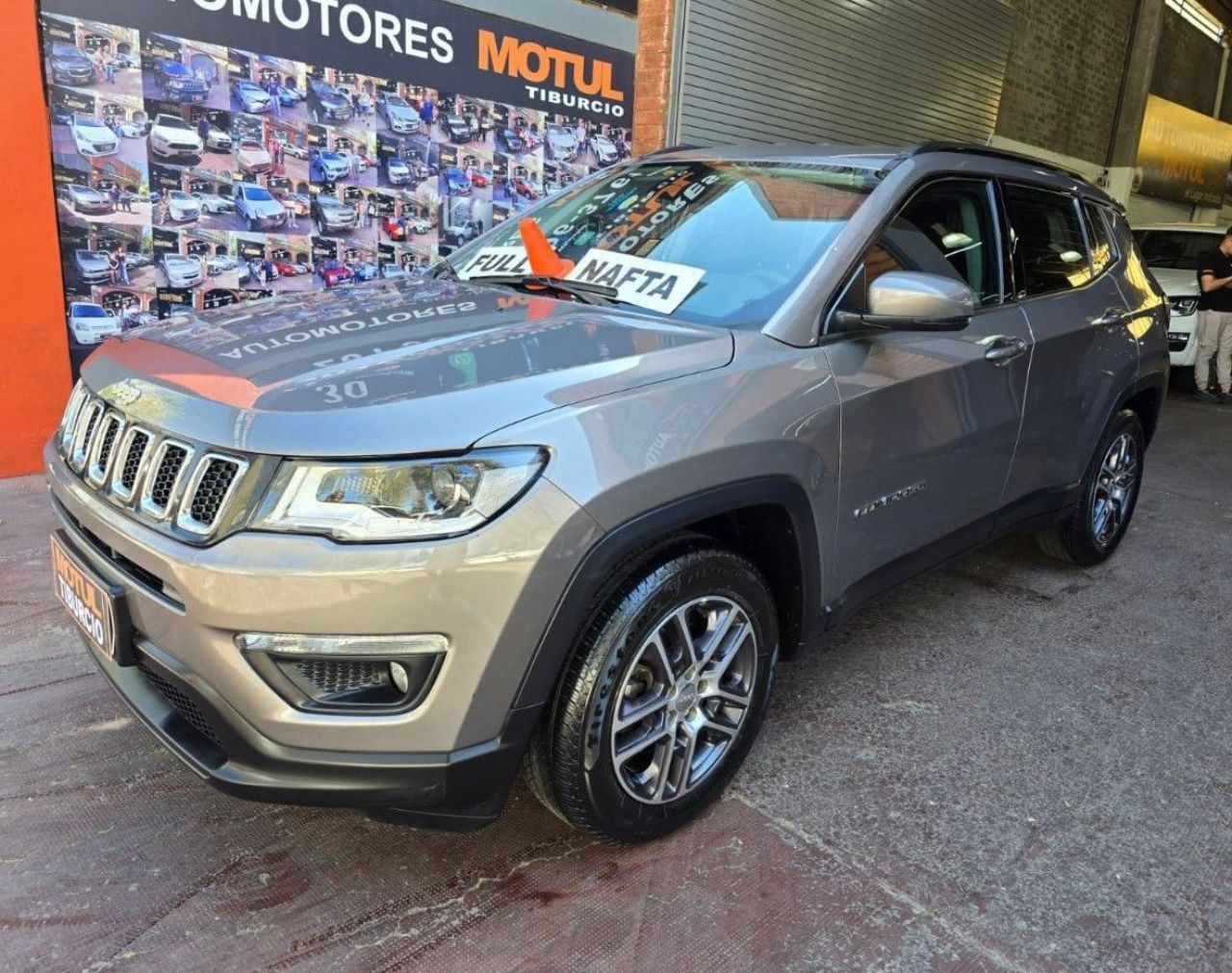 Jeep Compass Usado Financiado en Mendoza, deRuedas