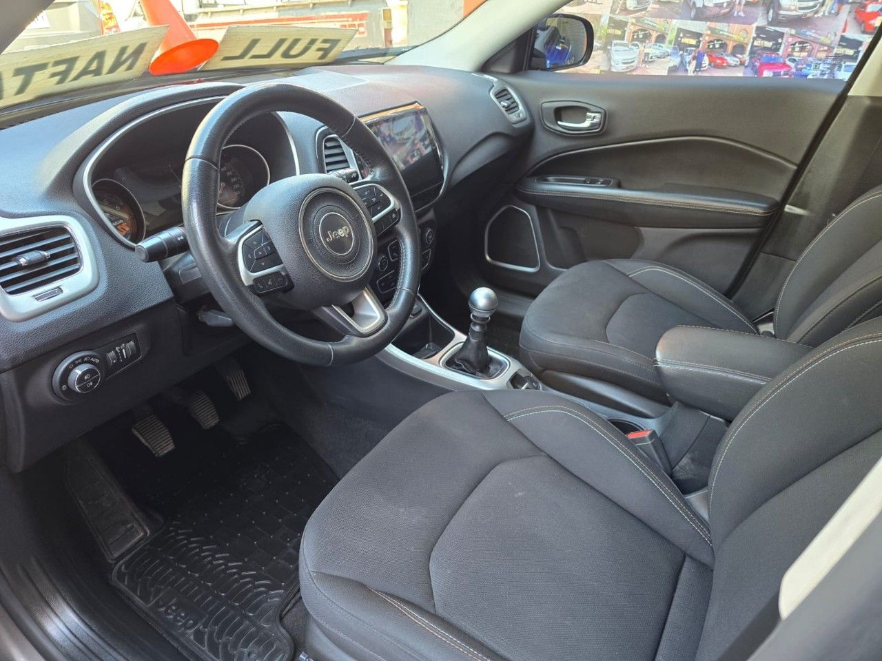 Jeep Compass Usado Financiado en Mendoza, deRuedas