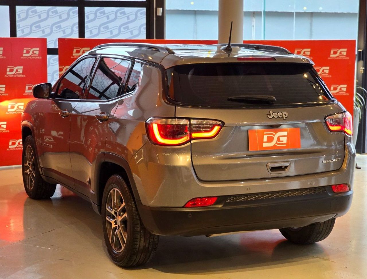 Jeep Compass Usado Financiado en Córdoba, deRuedas