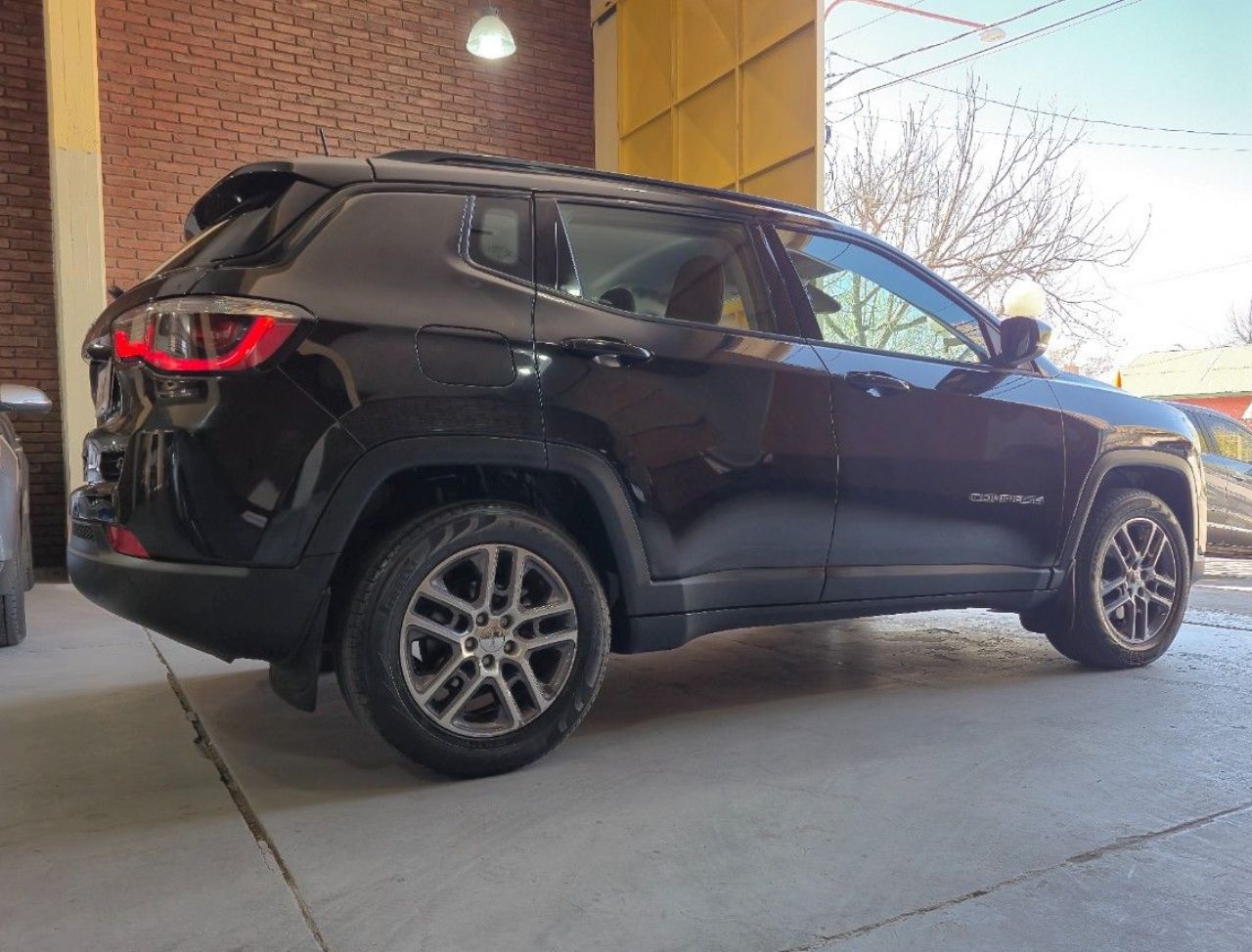 Jeep Compass Usado Financiado en Mendoza, deRuedas