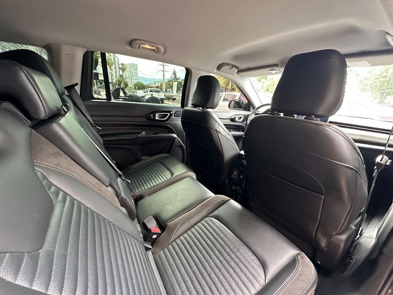 Jeep Compass Usado Financiado en Mendoza, deRuedas