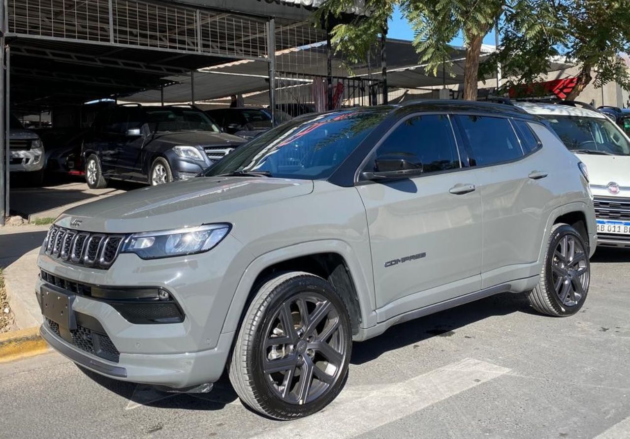 Jeep Compass Usado Financiado en San Juan, deRuedas