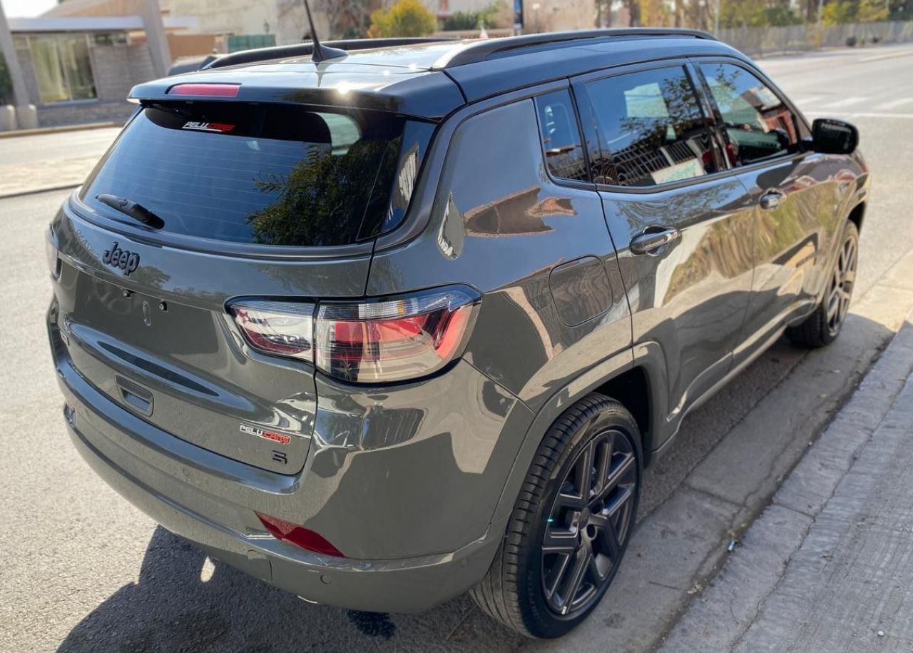 Jeep Compass Usado Financiado en San Juan, deRuedas