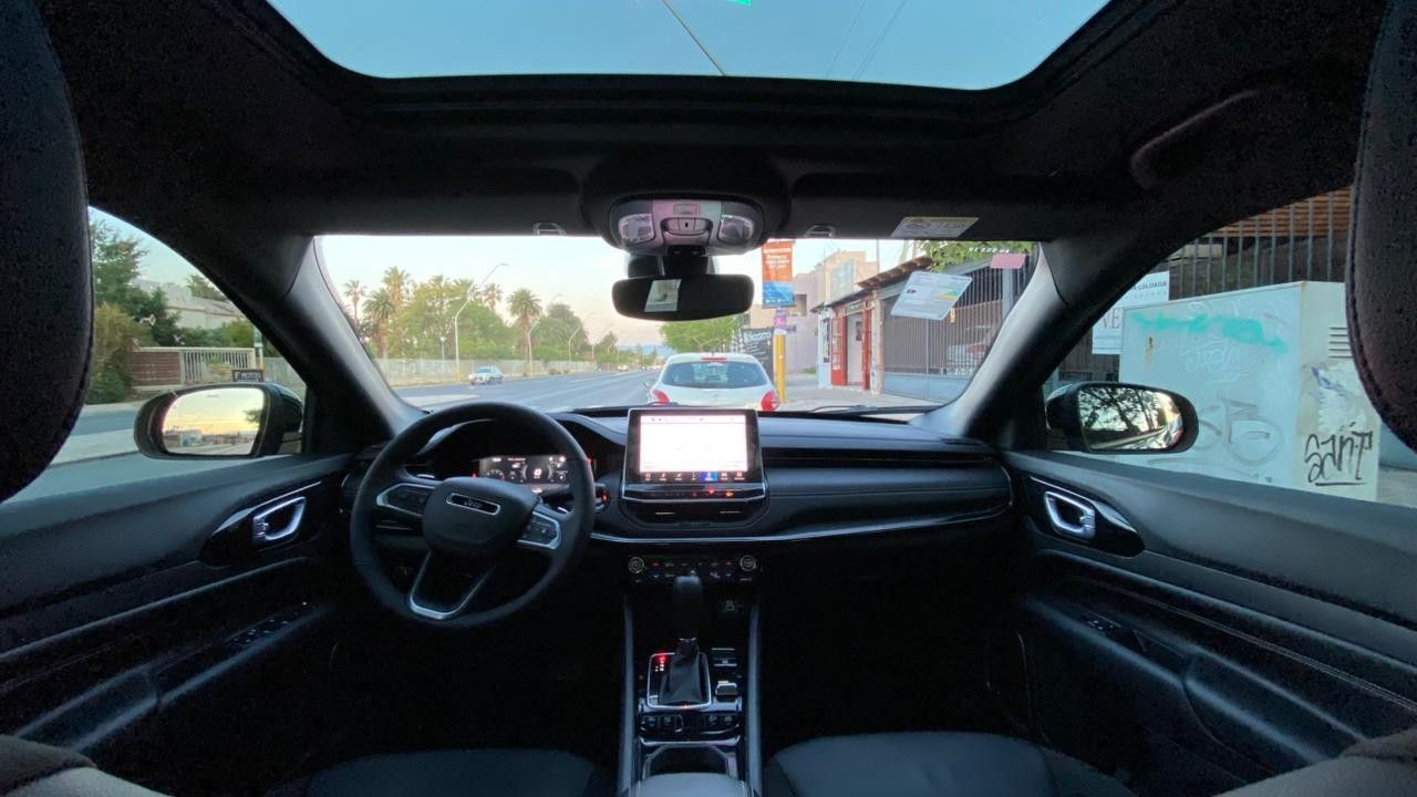 Jeep Compass Usado Financiado en San Juan, deRuedas