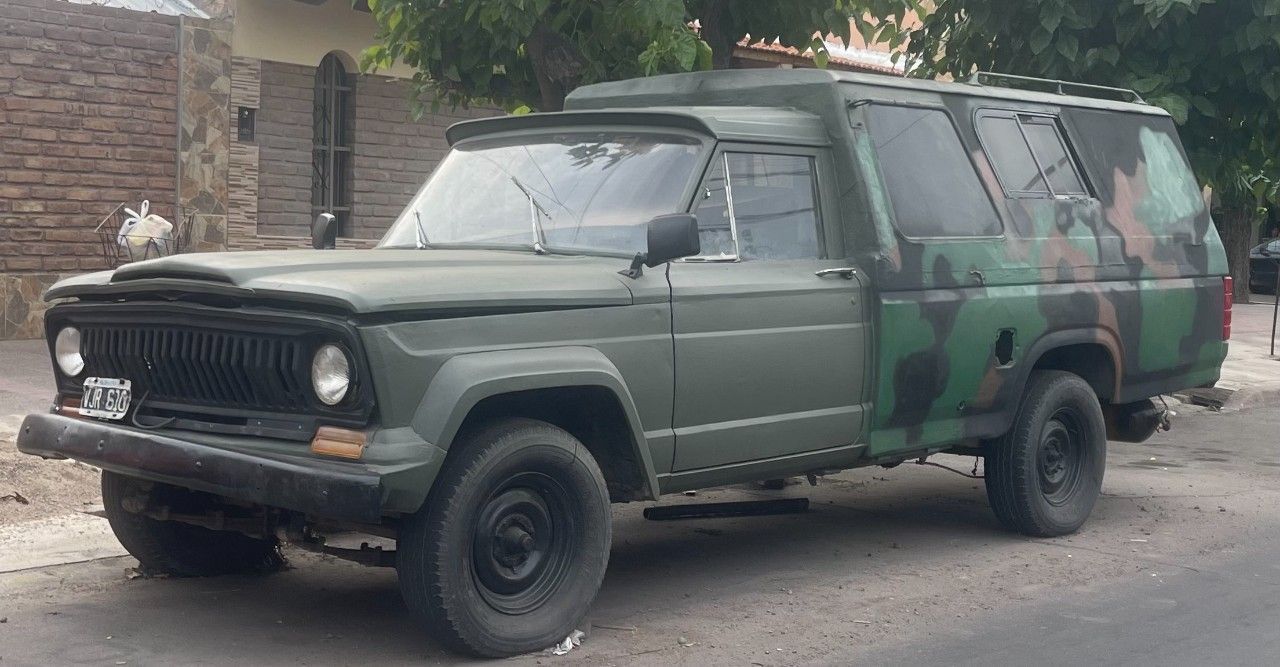 Jeep Gladiator Usada en Mendoza, deRuedas