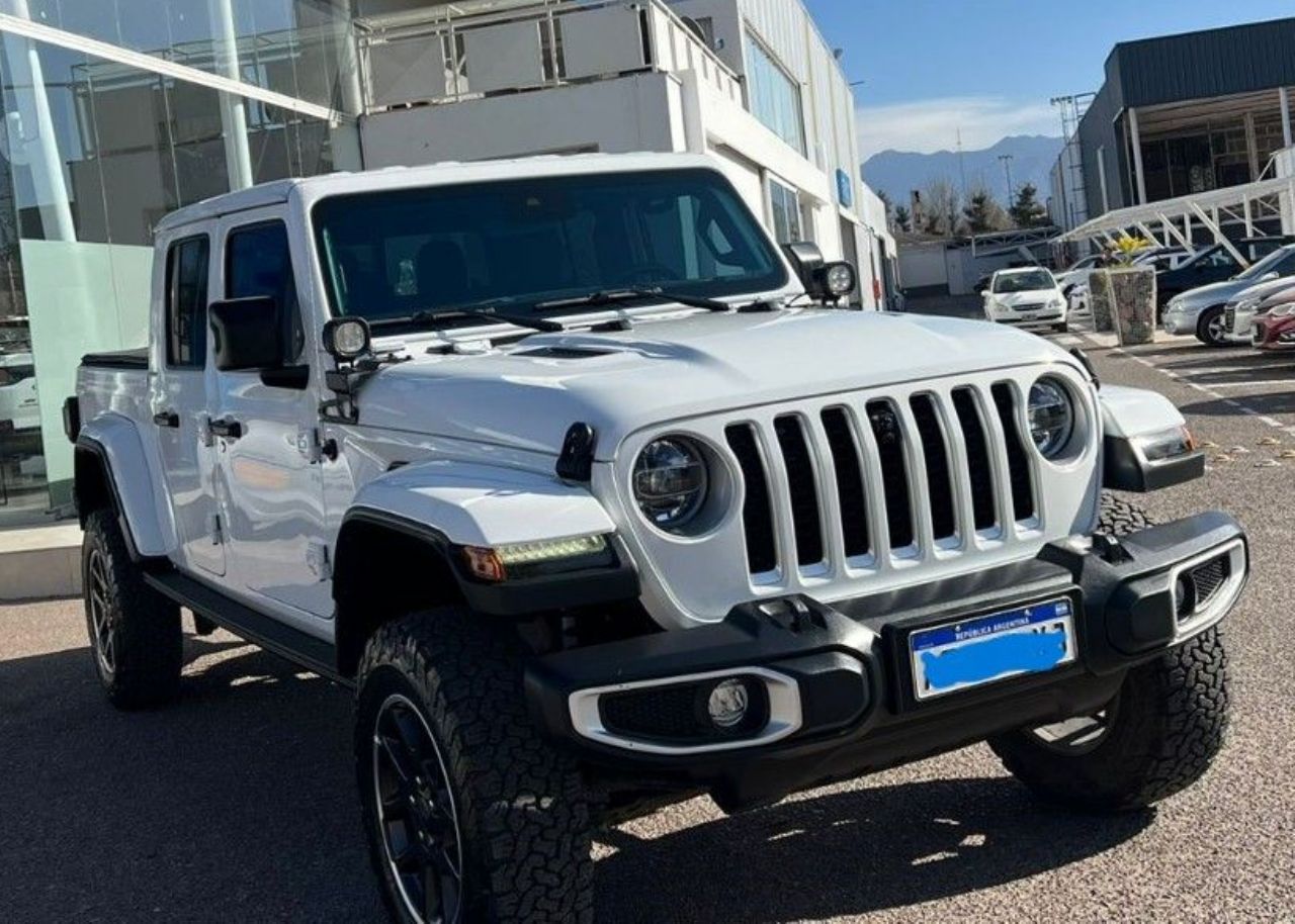 Jeep Gladiator Usada en Mendoza, deRuedas