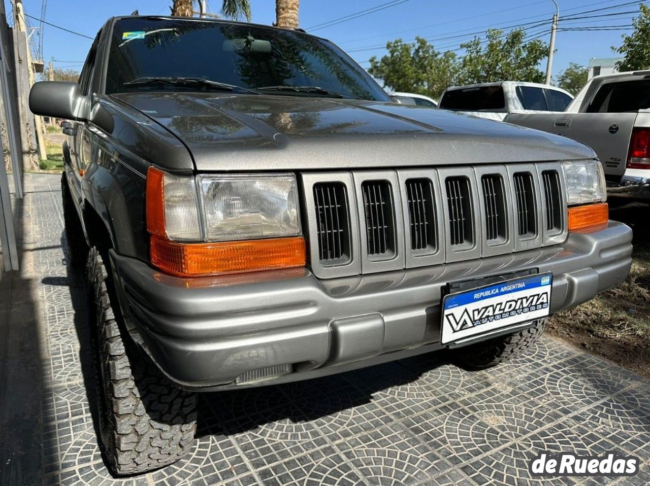 Jeep Grand Cherokee Usado en San Juan, deRuedas