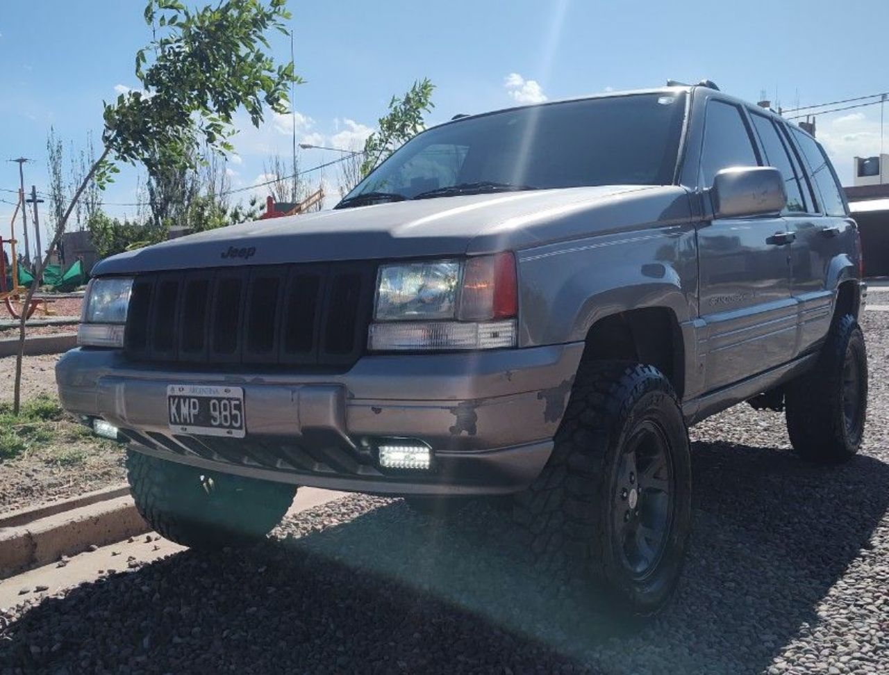 Jeep Grand Cherokee Usado en Mendoza, deRuedas