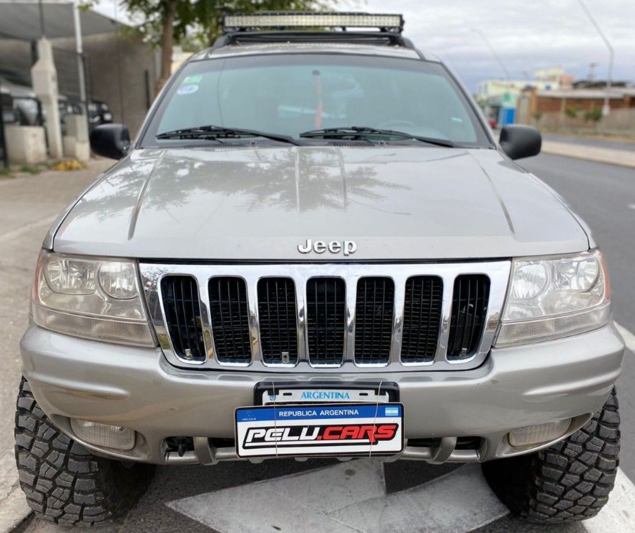 Jeep Grand Cherokee Usado en San Juan, deRuedas