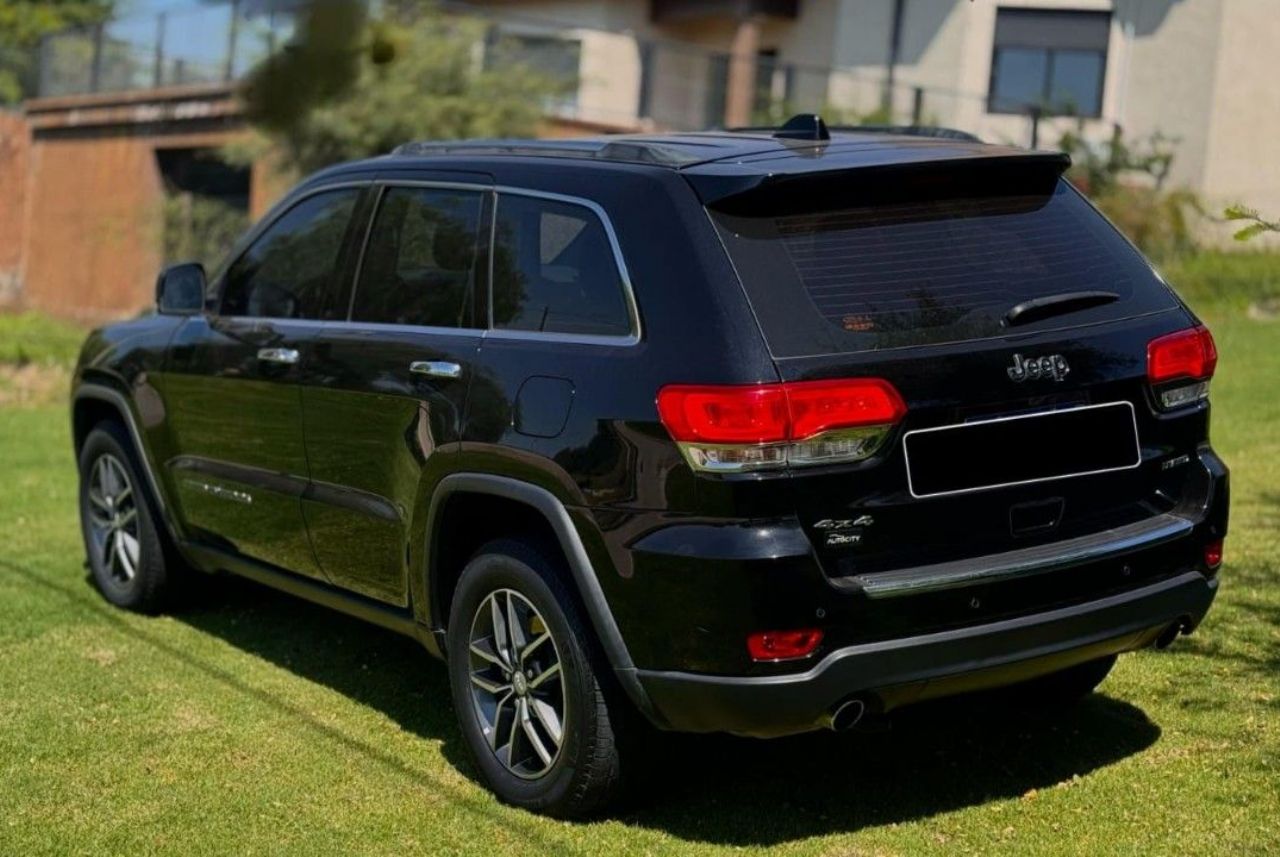 Jeep Grand Cherokee Usado Financiado en Córdoba, deRuedas