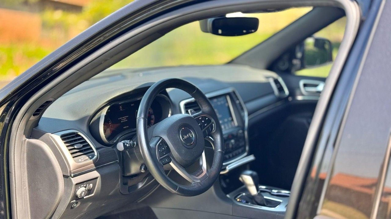 Jeep Grand Cherokee Usado Financiado en Córdoba, deRuedas