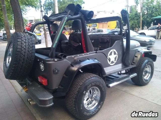 Jeep Ika corto Usado en Mendoza, deRuedas