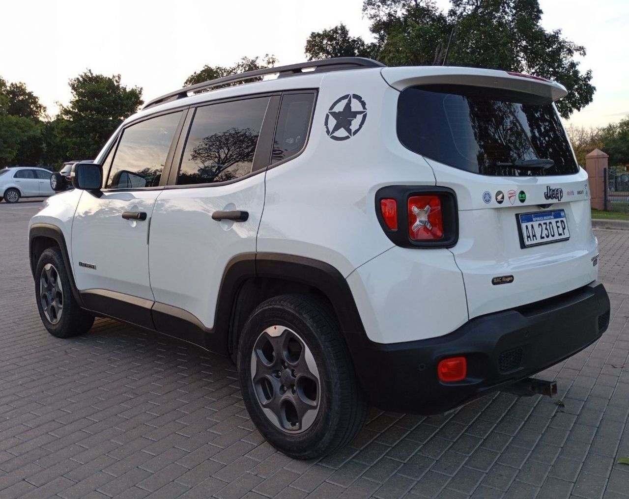 Jeep Renegade Usado Financiado en Córdoba, deRuedas