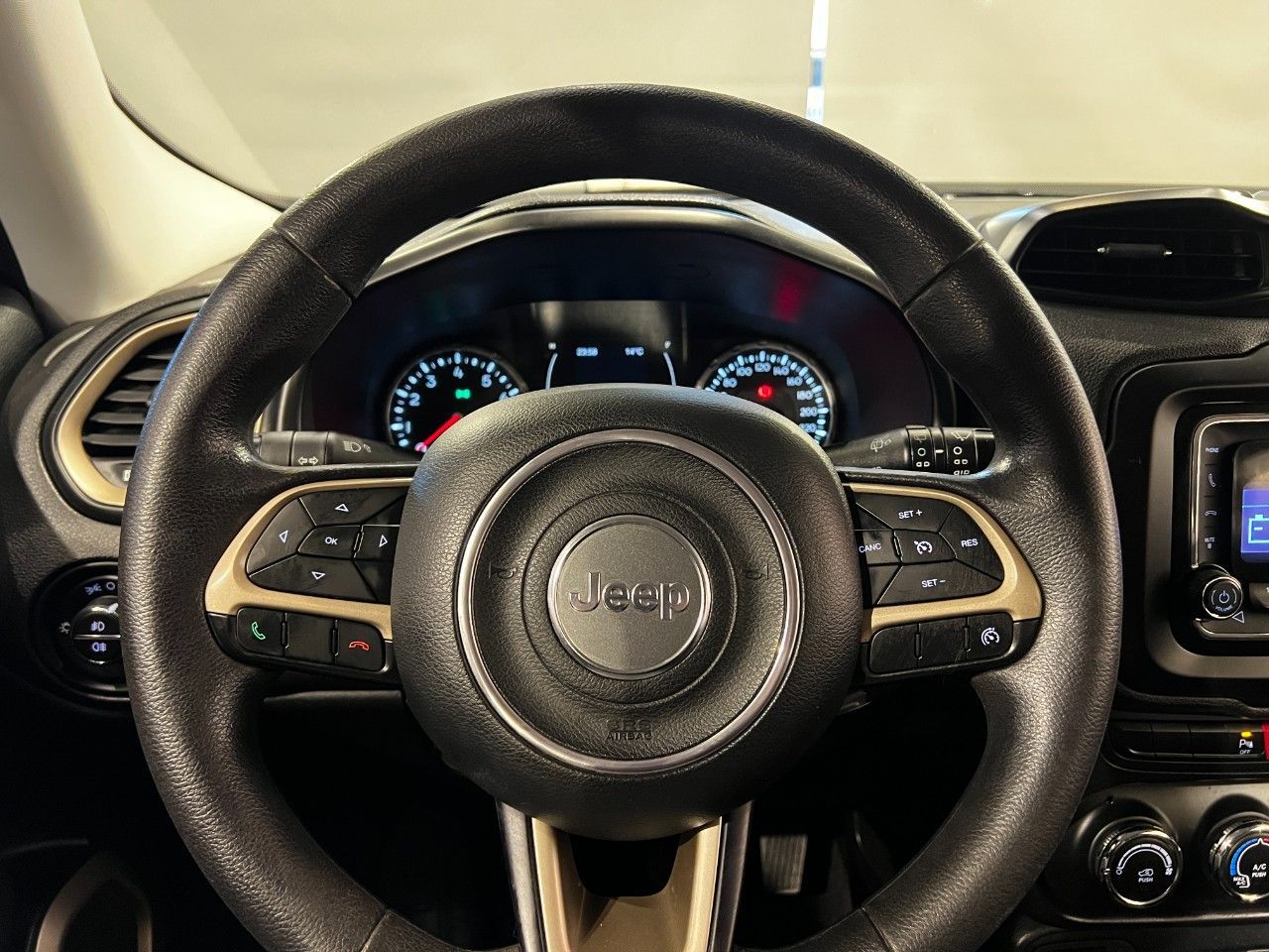 Jeep Renegade Usado Financiado en Córdoba, deRuedas
